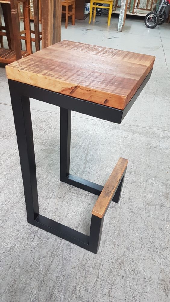 Custom Metal Bar Stool and Seating - Singapore Fabrication (Stool01.jpg)